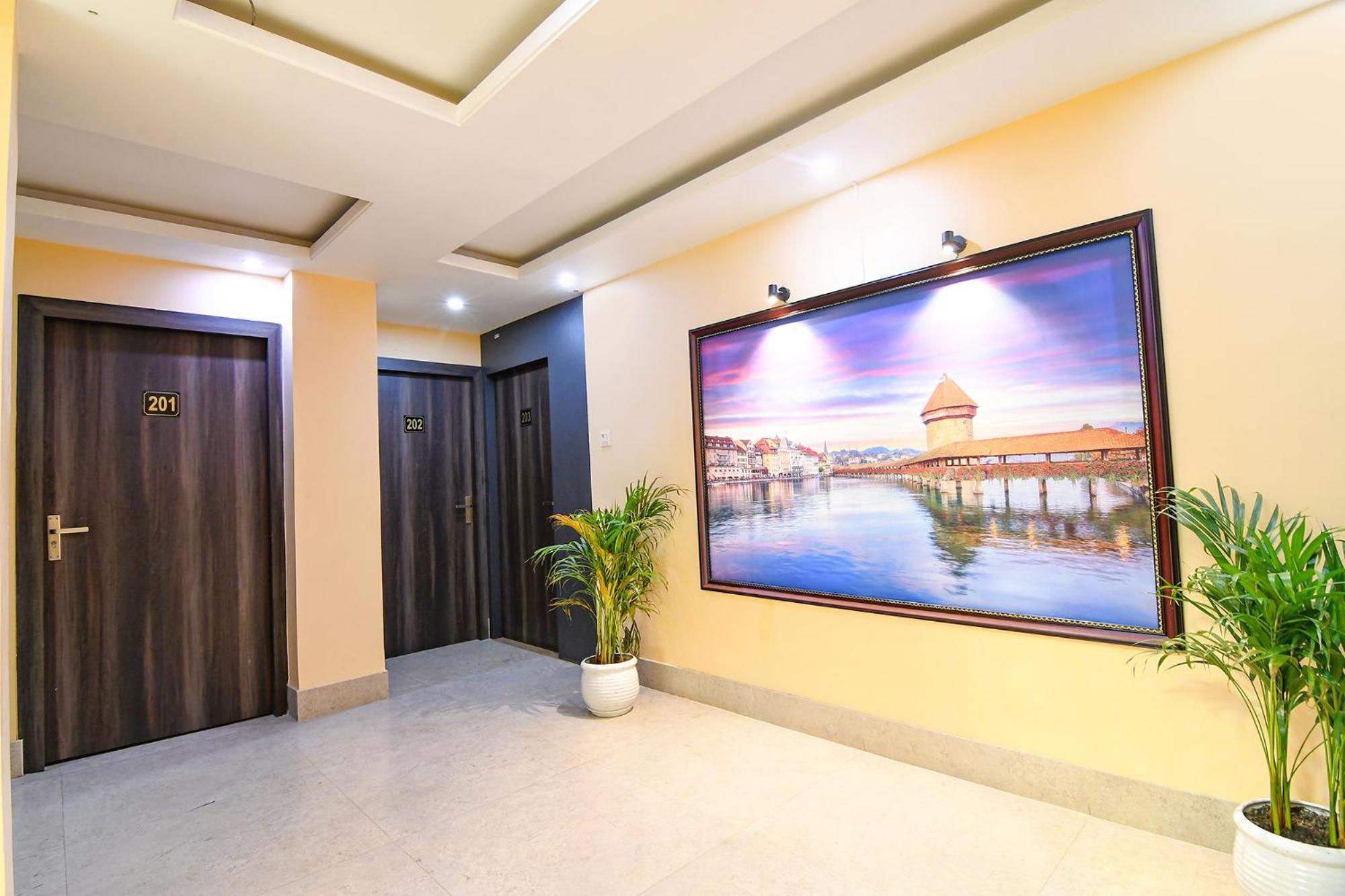 Fabhotel Prime Familto Hotel